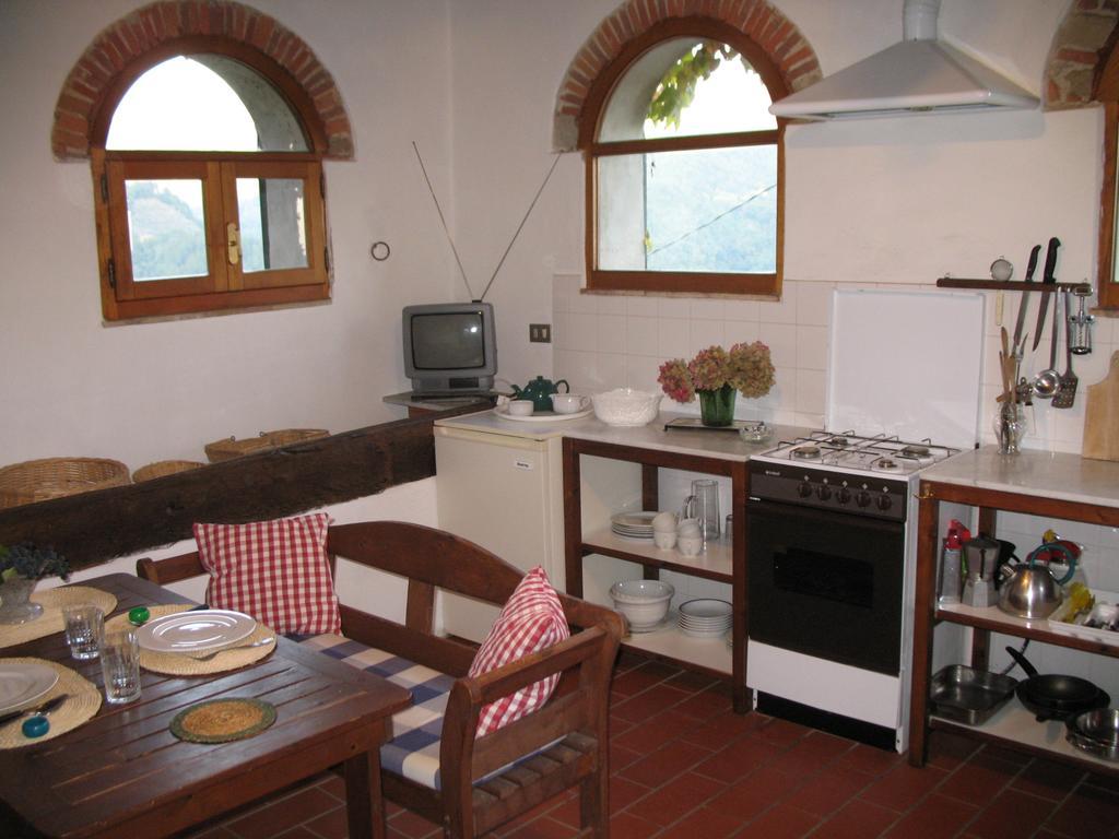 Fattoria Di Pietrabuona Appartamento Pescia Esterno foto